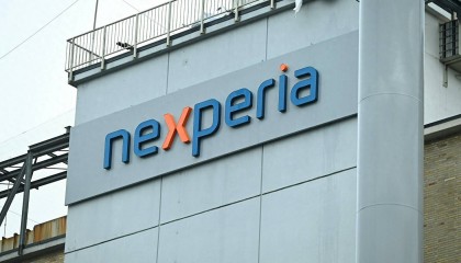 中美谈妥之后，安世中国准备B计划：断供属实，荷兰安世目前欠10亿元货款！