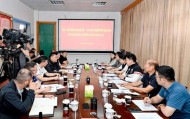 贵阳市市长，与霍启刚、彭维勇、郭晶晶座谈