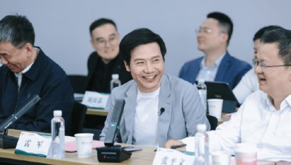 雷军回应如何保持好身材：英语不好已经让母校“蒙羞”，不能再形象欠佳