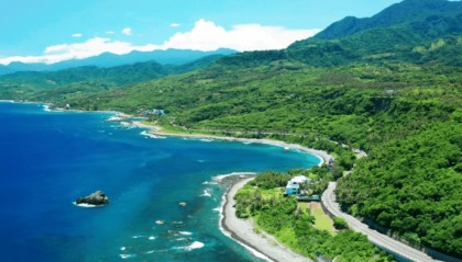 辽宁舰深夜进台海，马英九露出真面目：大陆必须让步？国台办强势发声