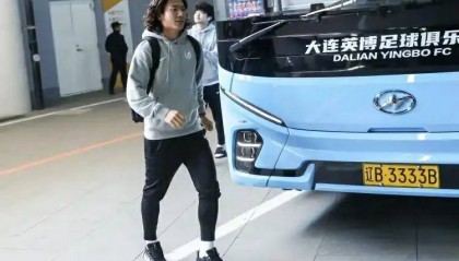 18强赛 | 国足大名单增容 廖锦涛、杨明洋进入考察视野