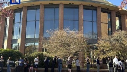 美国最高法院驳回共和党人呼吁，要求选举官员统计宾州临时选票