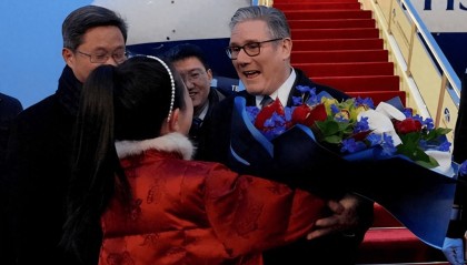 英国的请求，中方当场爽快答应，送给斯塔默的两句话，值得他细品