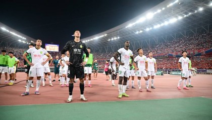 惨败+内讧！国安深夜发文致歉 张玉宁回应与本队球迷冲突