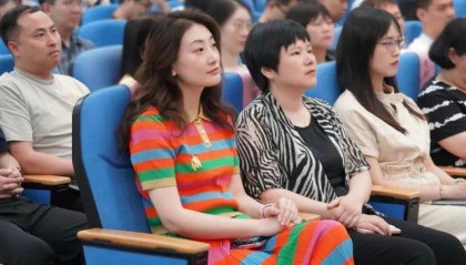 娃哈哈再现高层震动：宗馥莉心腹祝丽丹离职 另一关键助手正被调查