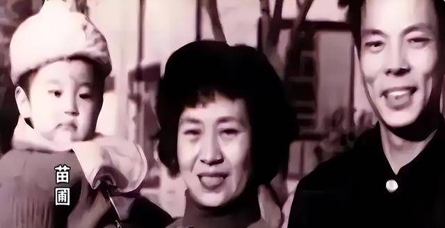 苗圃:父亲病重让罗晋掏空积蓄,出院后转身嫁给了大21岁百亿富商