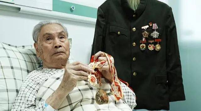 95岁离休干部,被认定为恶势力主犯
