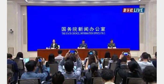 九三阅兵：我军部分现役主战机型首次公开亮相