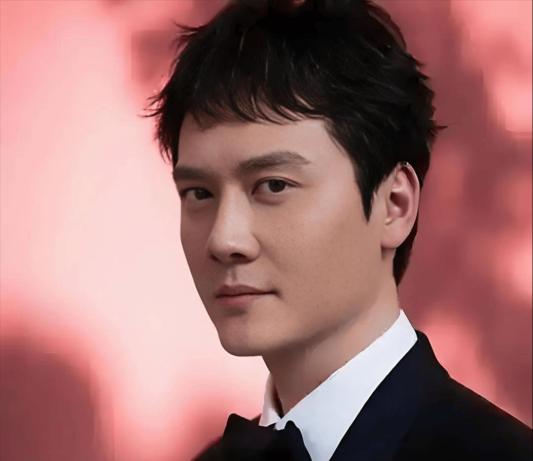 考古|冯绍峰否认与景甜闪婚，曾和赵丽颖倪妮相恋和杨幂传出绯闻，他和85花之间的羁绊还挺深