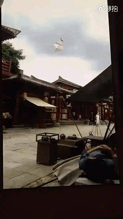 考古|于朦胧因坠楼身亡！选秀出道被赞是古装男神，他才37岁怎会这样