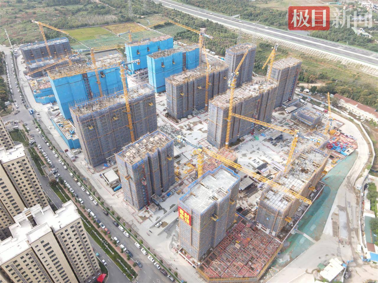 中国一冶承建，武汉白羊佳苑三期项目首个楼栋封顶