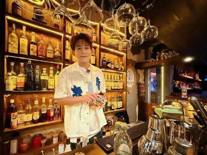 知名歌手被指拉踩河南胡辣汤，“西安的才是真正的胡辣汤”……逍遥镇胡辣汤协会回应，本人道歉