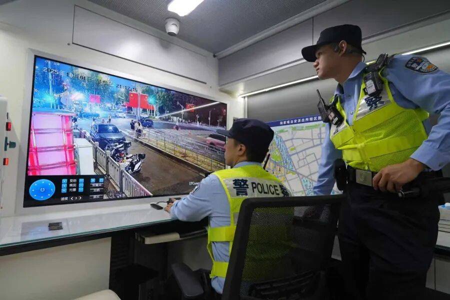 突然群发!大批上海市民收到警方短信!全市爆火网红已被锁定...有爸爸因孩子违规被罚款
