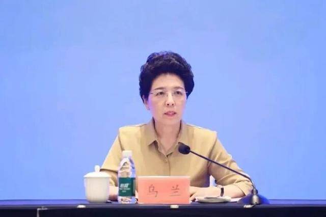中央委员被“双开”，62岁女副部任上被查！中纪委上周通报查处26人
