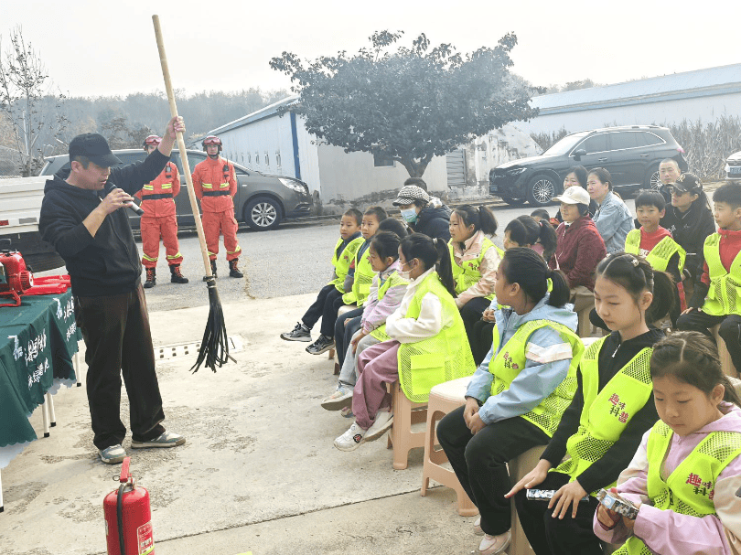 防火于未“燃” 共筑青绿梦