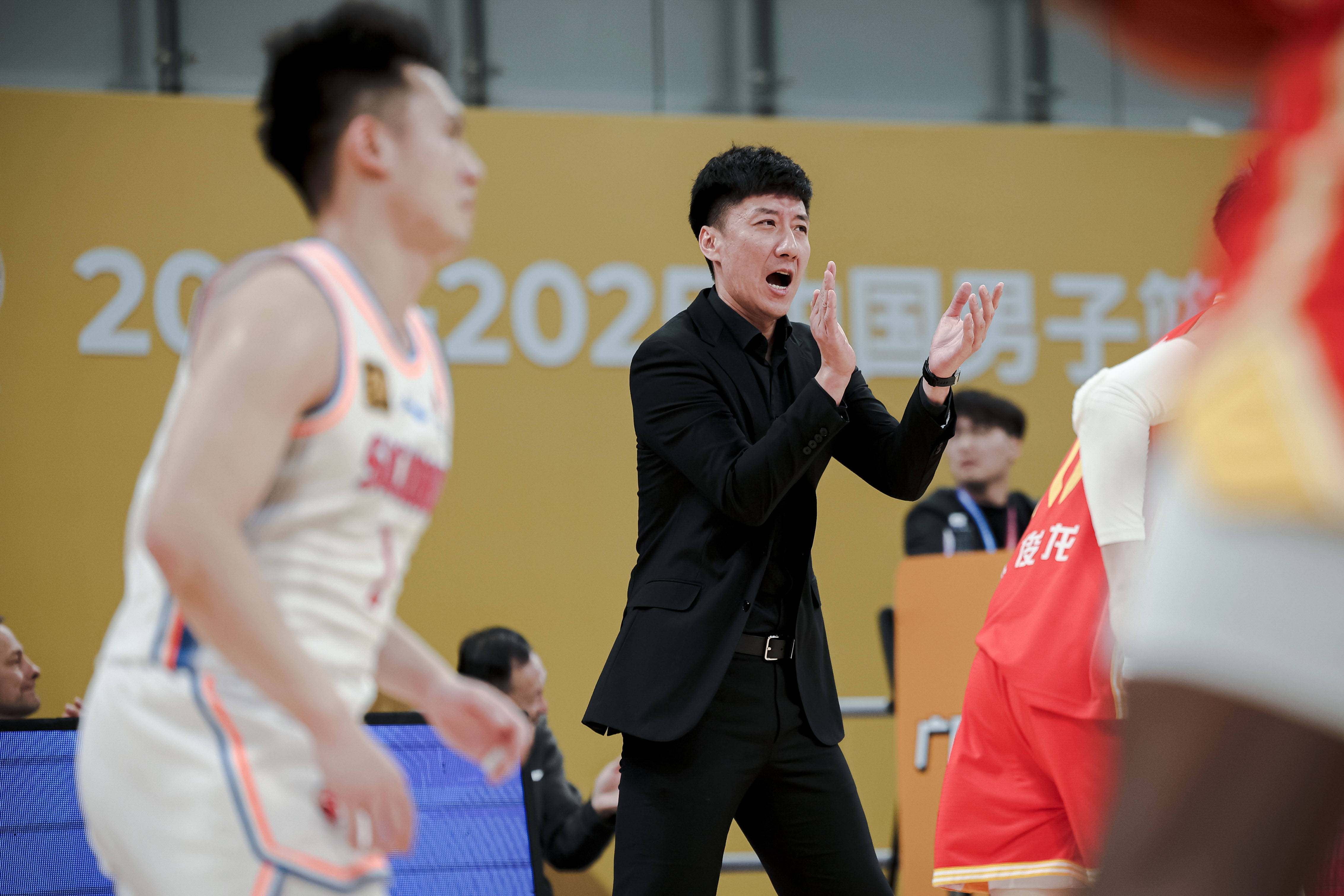CBA四川队全体成员发联名信：遭欠薪3至9个月